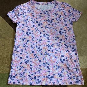 Gap Floral Tshirt in Light Purple